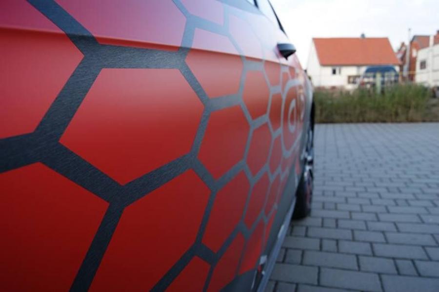  Volkswagen Golf GTi by Rakelx Folientechnik 2014 года  (фото 10 из 18)